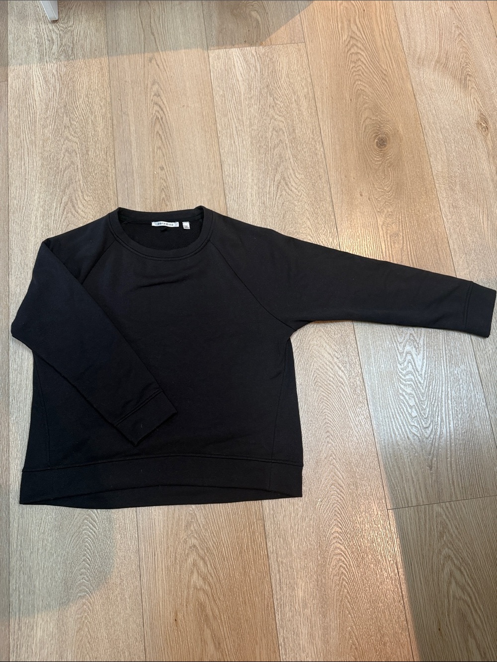 Women's Black Crewneck Sweater - Unbranded